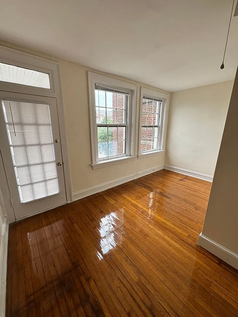 808 N Arthur Ashe Blvd — Photo 3