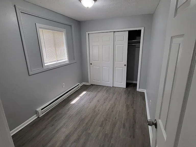 86 N Holmes Ave #A — Photo 12