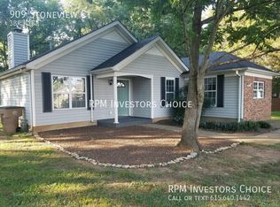 909 Stoneview Ct, Antioch, TN 37013