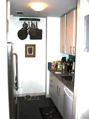 Rented by Corcoran | media 23