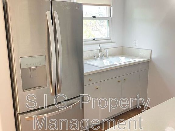 3rd image of 2191 El Sereno Ave #16
