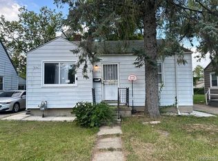 26210 Yale St, Inkster, MI 48141