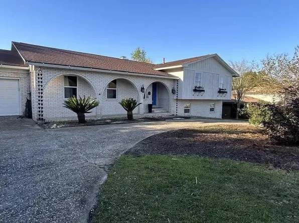 8889 Scenic Hills Dr, Pensacola, FL 32514