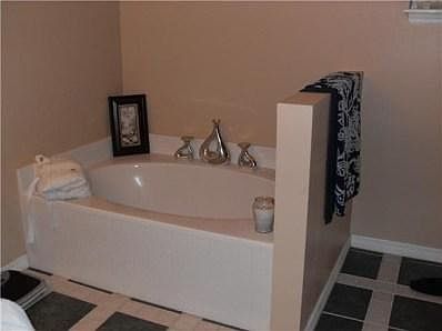 5th image of 305 SW Kestor Dr
