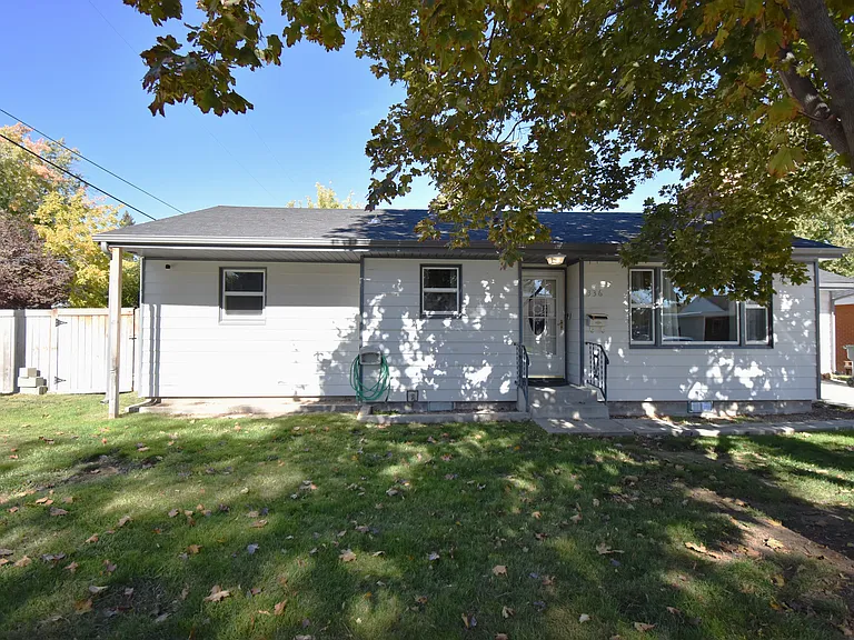 336 W Washington St — Photo 3
