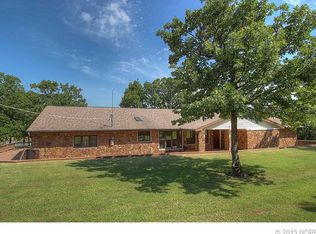 172 Michael Dr, Sand Springs, OK 74063