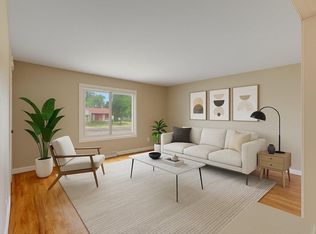 3918 W Hampton Ave, Milwaukee, WI 53209