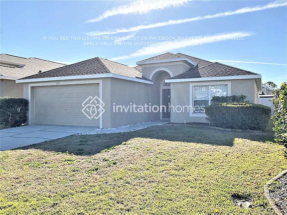 2nd image of 2520 Arrowpointe Dr