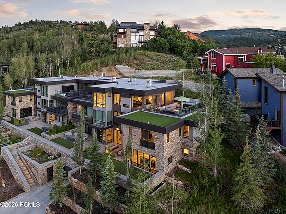 4th image of 300 Deer Valley Dr Unit A