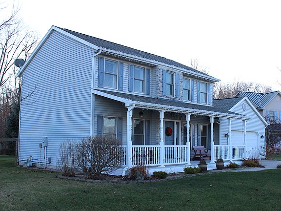 2nd image of 219 Travis Ct