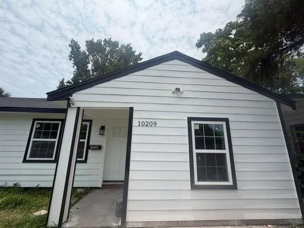 10209 Kelburn Dr, Houston, TX 77016