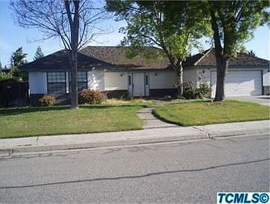1st image of 2720 E Paradise Ave