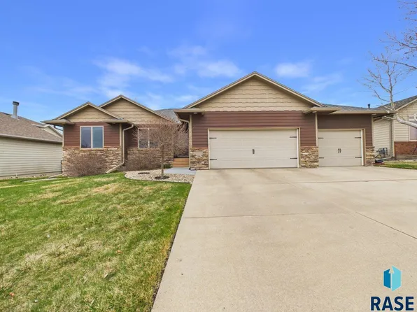 7520 W Stoney Crk, Sioux Falls, SD 57106