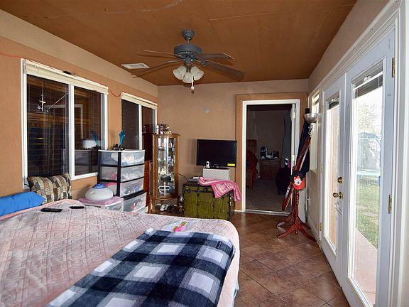 5th image of 3012 Oakwood Dr