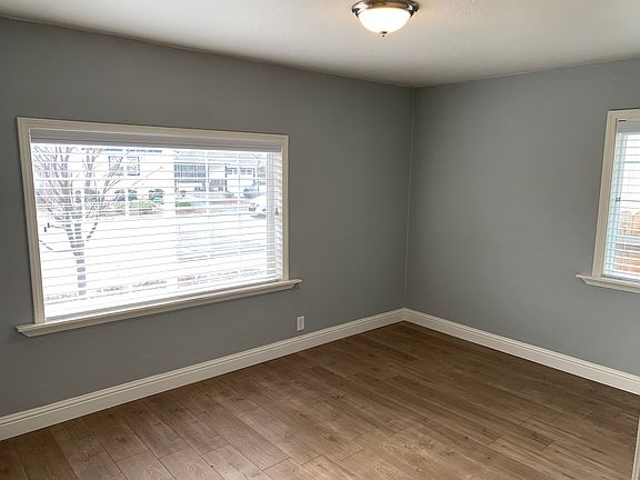 2nd image of 1521 Shirley Dr