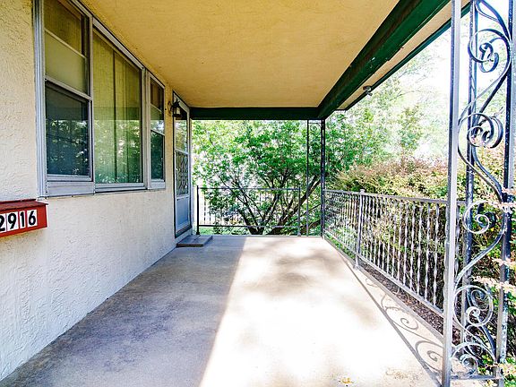 2nd image of 2916 Brownlee Ave