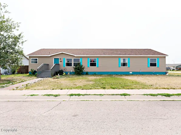 1803 Limecreek Ave, Gillette, WY 82716