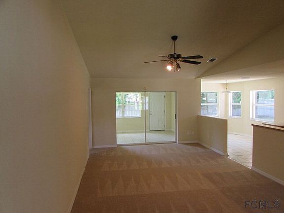 4th image of 42 Poinsettia Ln