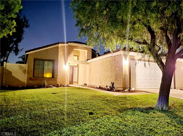 28973 Willow Creek Ln, Highland, CA 92346