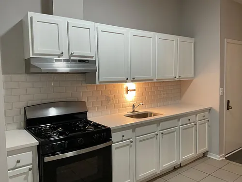 6209 S Greenwood Ave #103 Photo 1