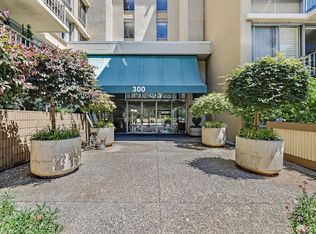 300 Davey Glen Rd APT 3502, Belmont, CA 94002