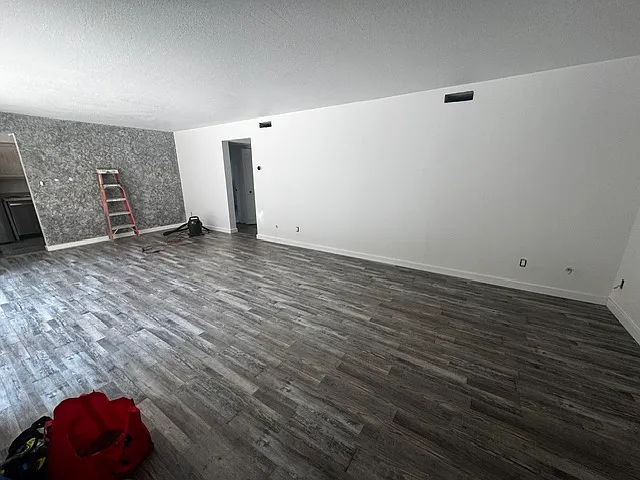 2300 14th Ave S #3 — Photo 4