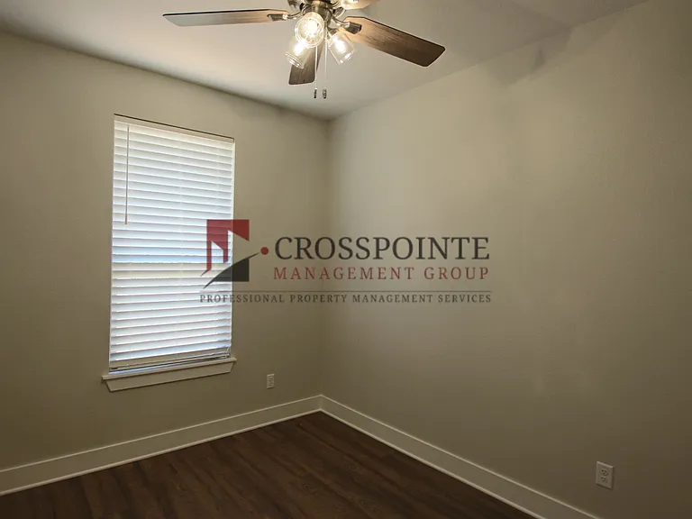 731 Freedom Way — Photo 21