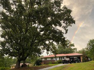 3008 Forest Dr, Seneca, SC 29672