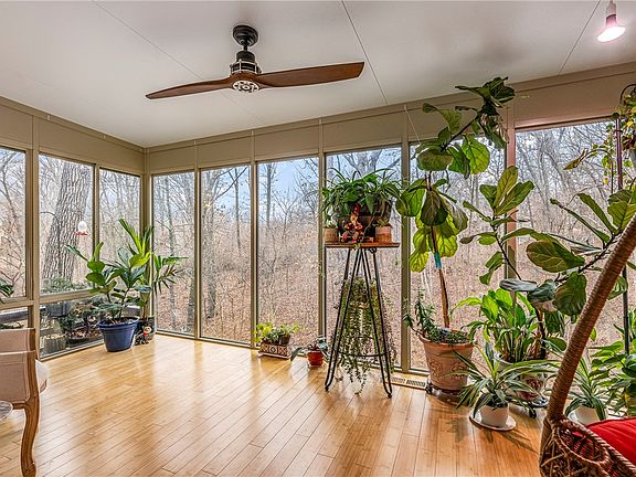 4th image of 4 Melling Cir