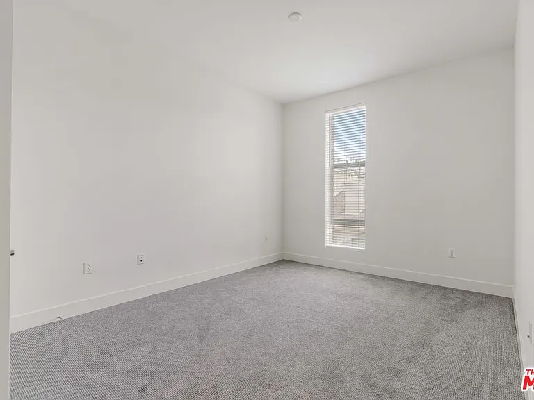 12920 Runway Rd #340 — Photo 24