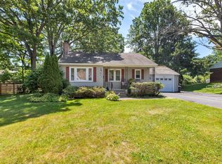 39 Maple St, Cornwall, NY 12518