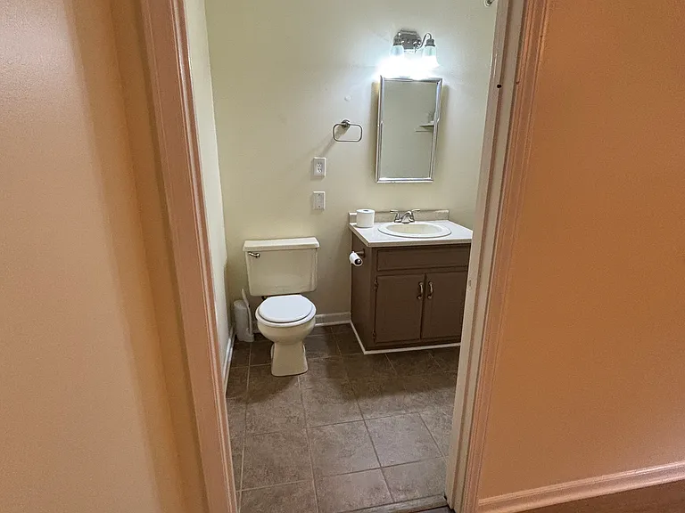 204 Alethia St — Photo 7