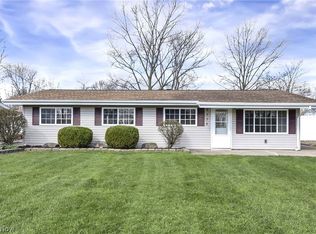 9232 Coventry Dr, Northfield, OH