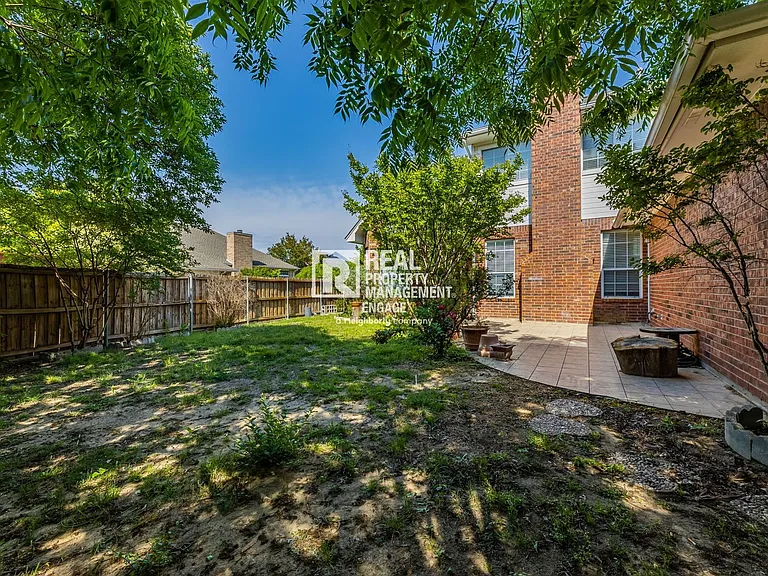 8817 Pocono Dr — Photo 48