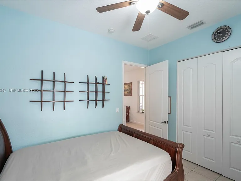 623 SW 146th Ter — Photo 24