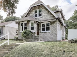 6416 W Oconto Pl, West Allis, WI 53219