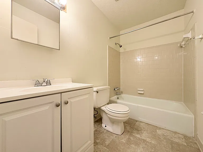 1734 Hartsfield Rd #D — Photo 12