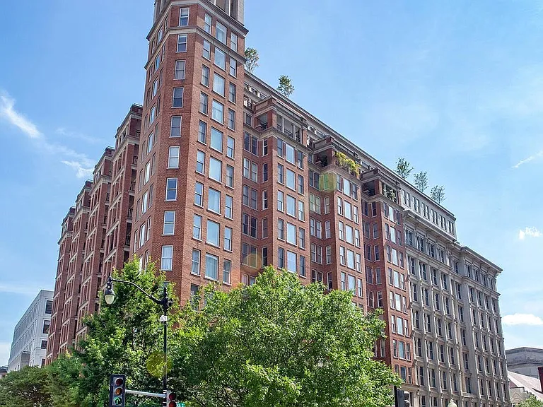 601 Pennsylvania Ave NW #408 — Photo 1