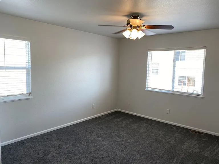 14215 White Peak Dr — Photo 15