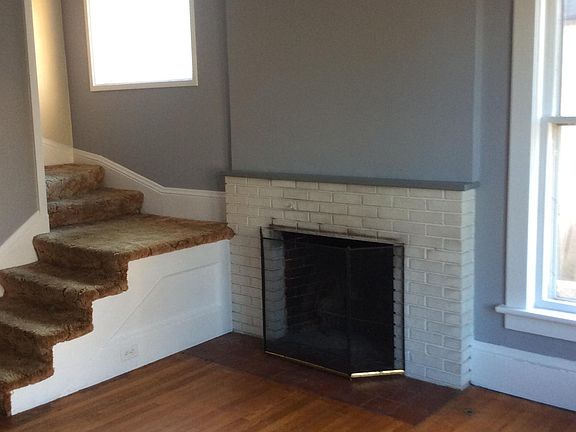 4th image of 409 W Sullivan St