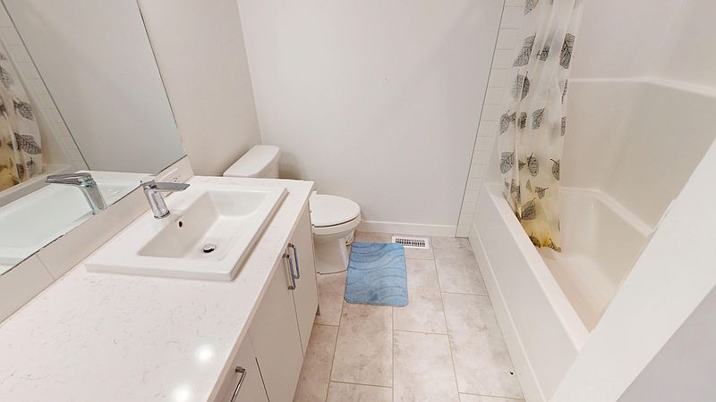 Calgary House for rent - 4 Bedrooms — photo 23