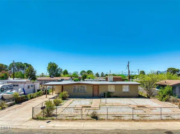 211 DRAGOON Street, Huachuca City, AZ 85616