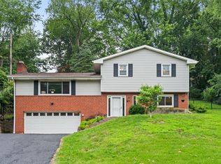 4 Thornridge Rd, Pittsburgh, PA 15202