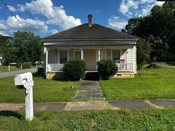 1332 Milligan St, Newberry, SC 29108