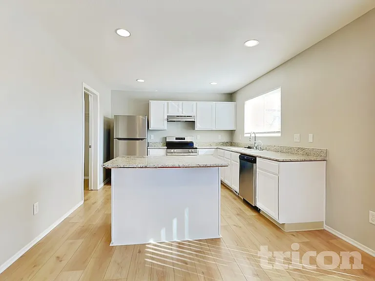 9696 Canyon Meadows Dr — Photo 6