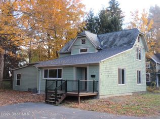 11 Janes Ave, Round Lake, NY 12151