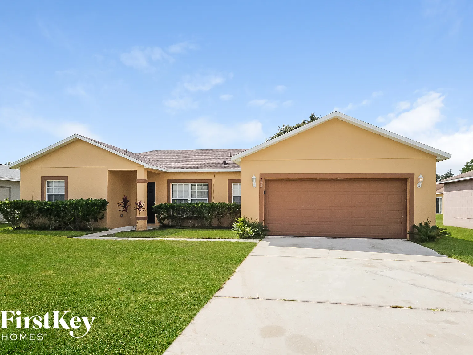 3 bed, 2.0 bath, 1630 sqft, $1,945 — Photo 2