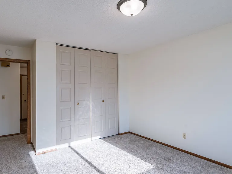 Fargo, ND Windsor Apartments | Bedroom