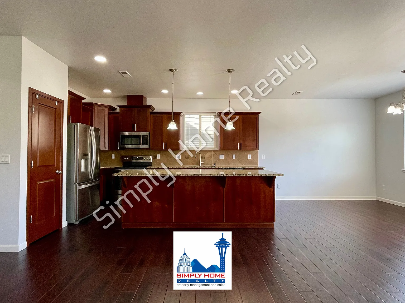 4 bed, 3.5 bath, 2805 sqft, $3,000 — Photo 3