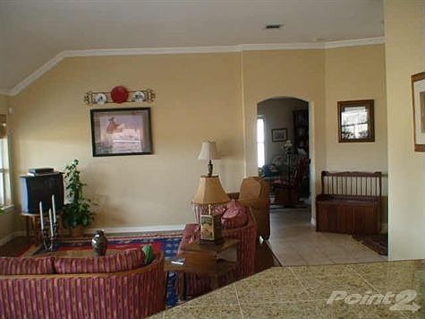 5th image of 9705 Pinewood Dr